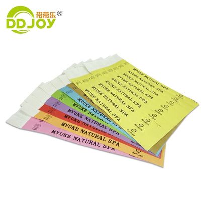 Custom logo zwart eenmalig waterdicht kleefmiddel kind papieren polsbandjes gepersonaliseerd cadeau