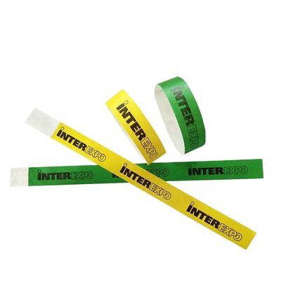 15 kleuren Traanbestendige Tyvek polsband voor evenementen en parken Gepersonaliseerd logo geaccepteerd