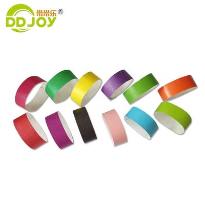 Gepersonaliseerd logo waterdicht Tyvek papieren polsband voor kerstversiering en binnen