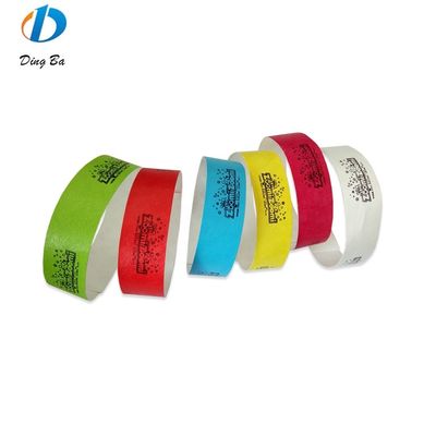 Custom Letters Theme Tyvek Paper Wristband voor evenementbeveiliging en identificatie